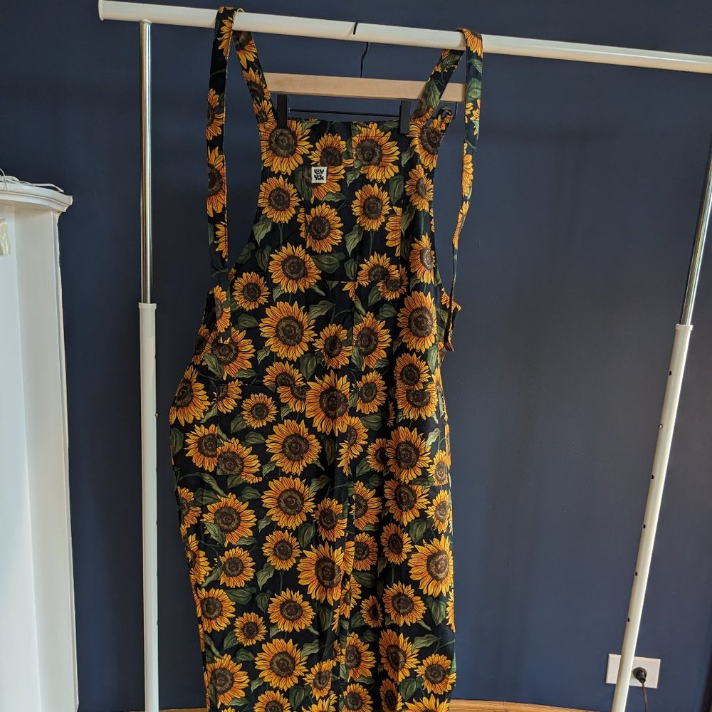 Lucy and Yak Original Dungaree: ORGANIC TWILL - Sunflower Print / UK 20 / REG